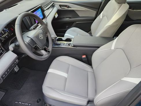 New 2026 Toyota Camry SE w/ Convenience Package FWD image 11