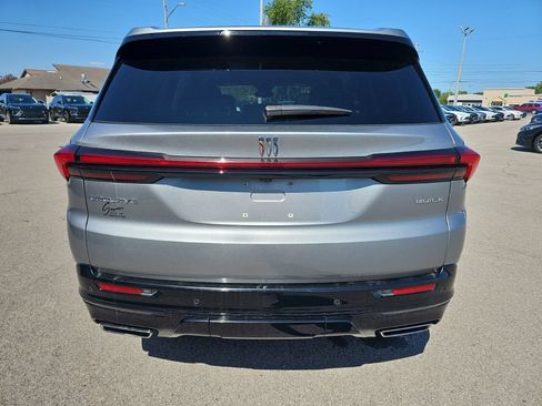 Used 2025 Buick Enclave Sport Touring w/ Super Cruise Package FWD image 6