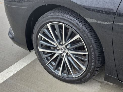 Used 2024 Lexus ES 350 w/ Premium Package image 12