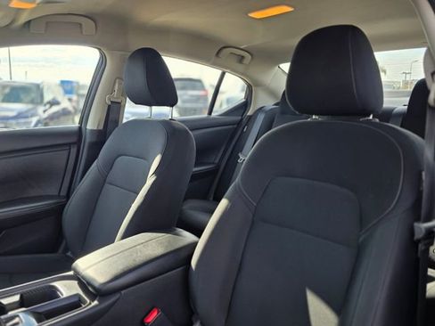 Used 2025 Nissan Sentra S image 15