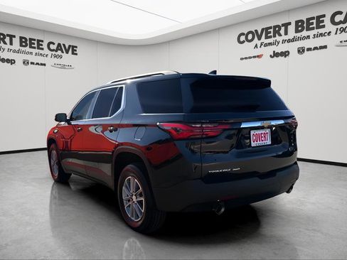 Used 2023 Chevrolet Traverse LT image 7