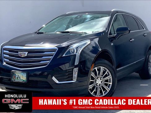 Used 2017 Cadillac XT5 Luxury w/ Driver Awareness Package FWD image 1