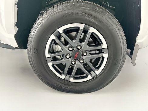 Used 2025 Toyota Tacoma TRD Sport RWD image 30