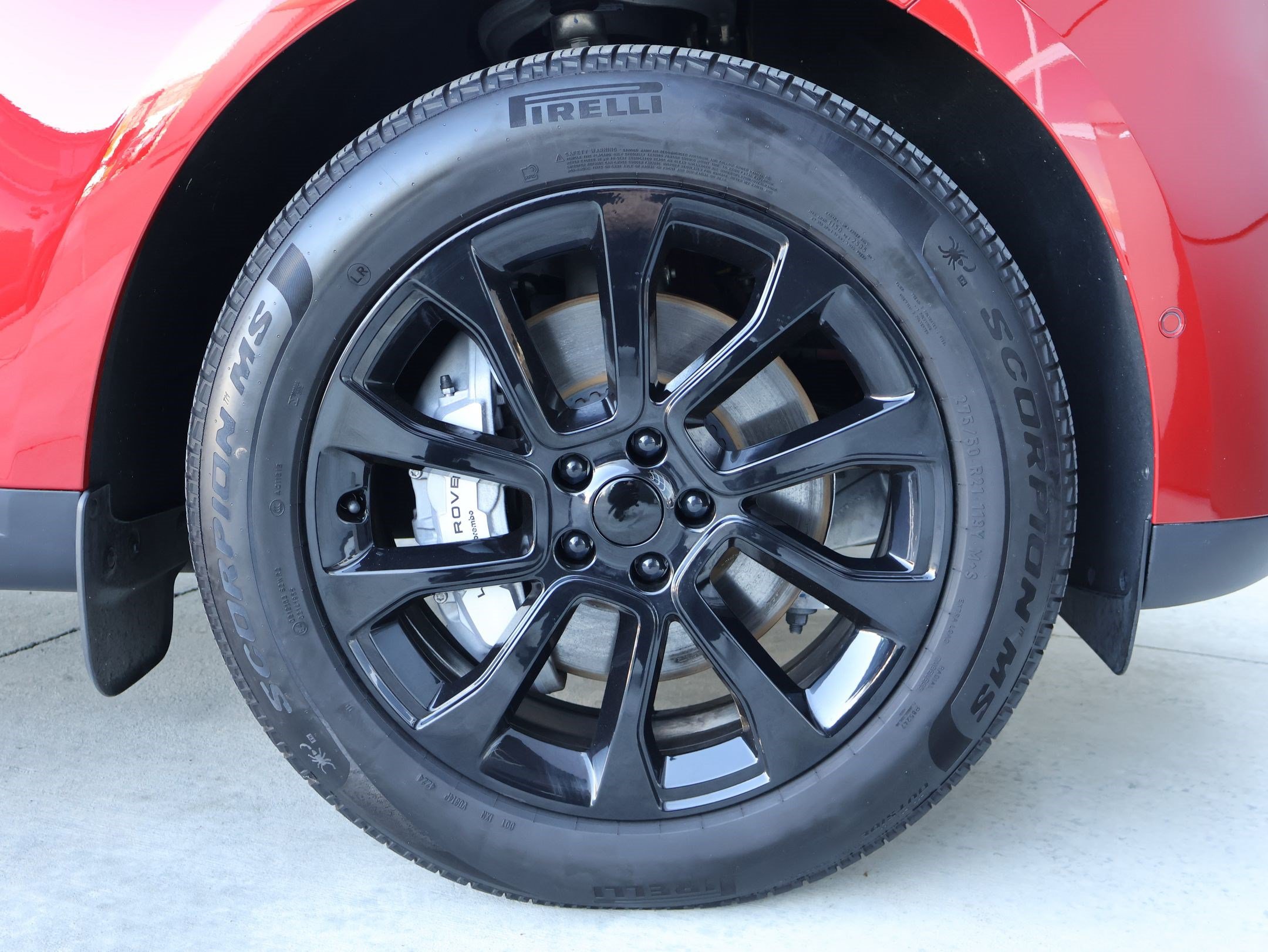 Certified 2025 Land Rover Range Rover Sport AWD/4WD image 33