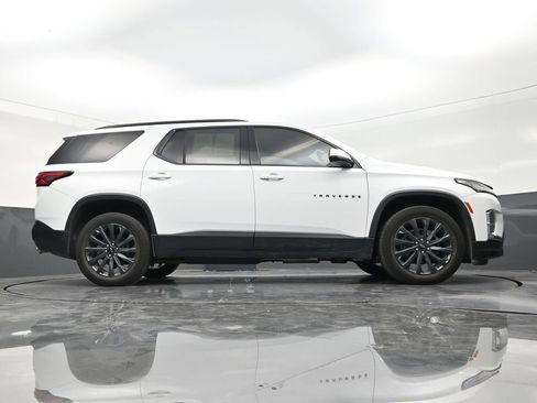 Used 2024 Chevrolet Traverse RS FWD image 25