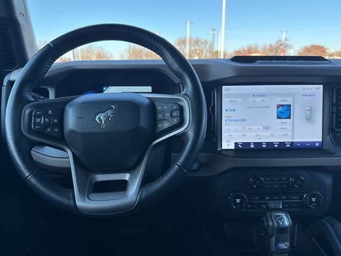 Certified 2024 Ford Bronco Wildtrak image 14