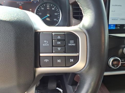 Used 2024 Ford Expedition Limited image 10