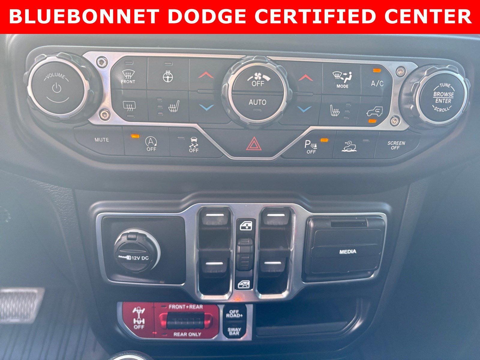 Used 2021 Jeep Wrangler Unlimited Rubicon AWD/4WD image 19
