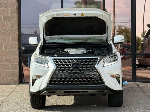Used 2014 Lexus GX 460 w/ Premium Package AWD/4WD image 21