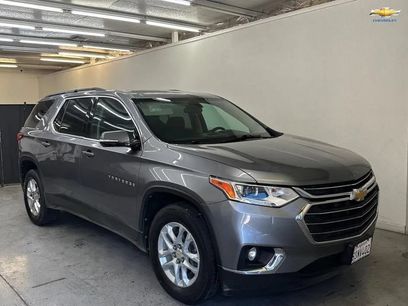 Used 2020 Chevrolet Traverse LT