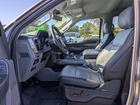 Used 2025 Ford F150 Lariat w/ Equipment Group 501A Mid AWD/4WD image 14
