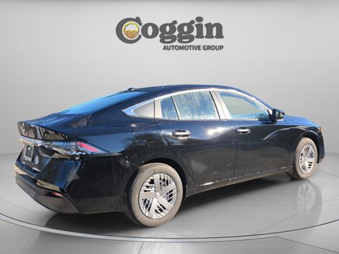 New 2026 Nissan Sentra S w/ Floor Mat Package image 6