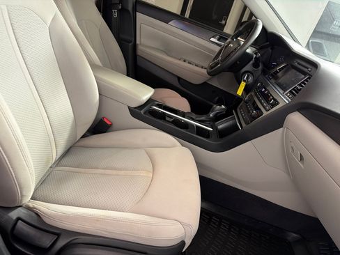 Used 2016 Hyundai Sonata Sport FWD image 19