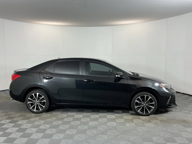 Used 2017 Toyota Corolla XSE w/ Carpet Mat Package (TMS) FWD image 4