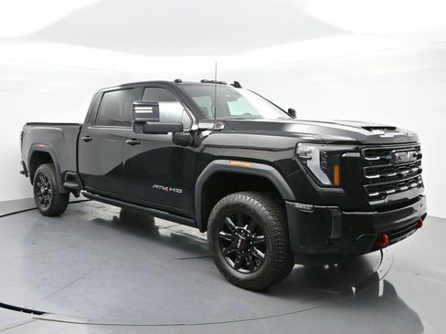 Used 2024 GMC Sierra 2500 AT4 w/ AT4 Premium Plus Package AWD/4WD image 2