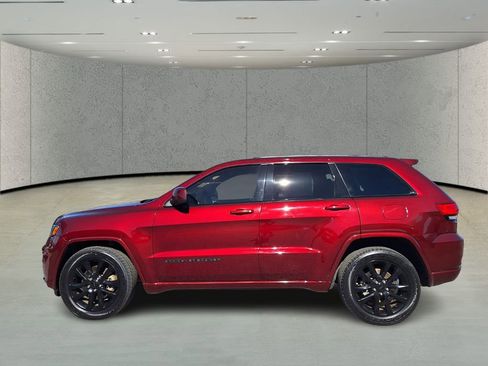 Used 2021 Jeep Grand Cherokee Laredo X image 8