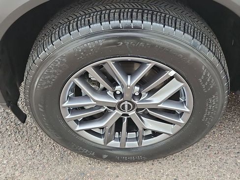 Used 2025 Nissan Rogue S image 10