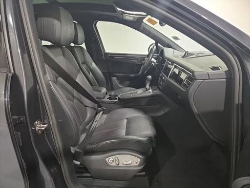 Used 2021 Porsche Macan AWD/4WD image 21