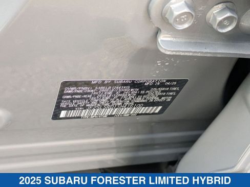 Certified 2025 Subaru Forester Limited image 40