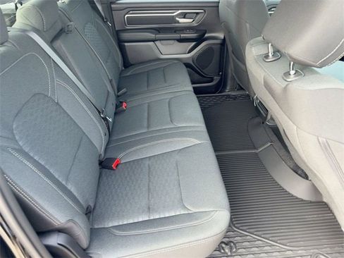 New 2026 RAM 1500 4x4 Crew Cab image 28