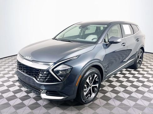 Used 2023 Kia Sportage EX FWD image 4