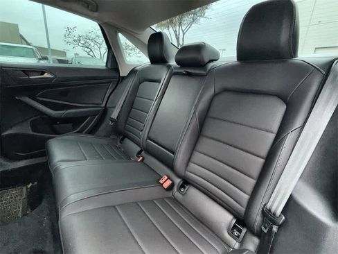 Used 2021 Volkswagen Jetta SEL image 14