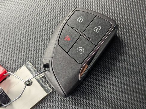 Used 2025 Chevrolet Equinox LT image 27