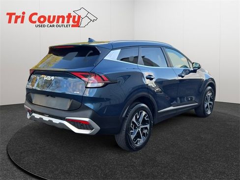 Used 2023 Kia Sportage EX image 8
