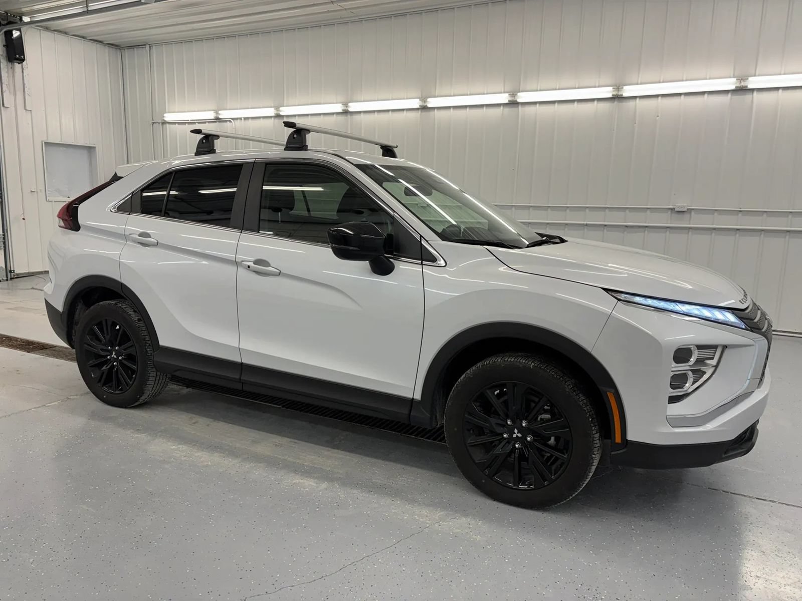 Used 2024 Mitsubishi Eclipse Cross LE AWD/4WD image 14