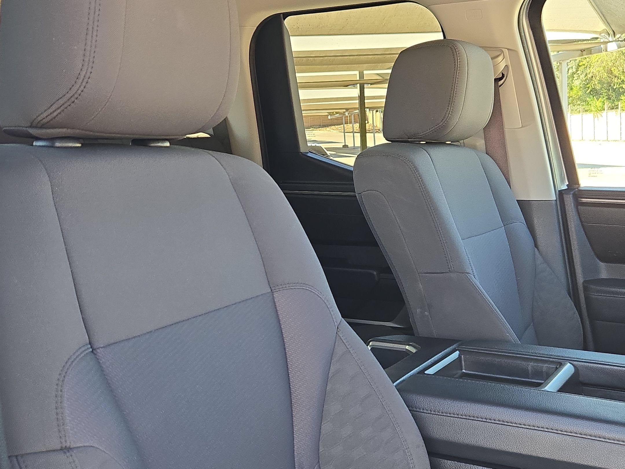 Used 2022 Toyota Tundra SR5 AWD/4WD image 29