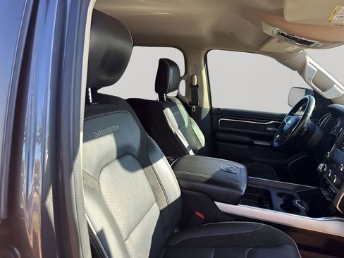 Used 2021 RAM 1500 Laramie image 15