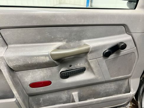 Used 2007 Dodge Ram 1500 Truck ST w/ V6 Value Group RWD image 18