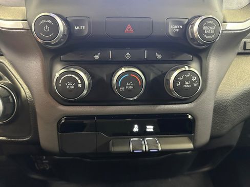 Used 2023 RAM 1500 Big Horn AWD/4WD image 13