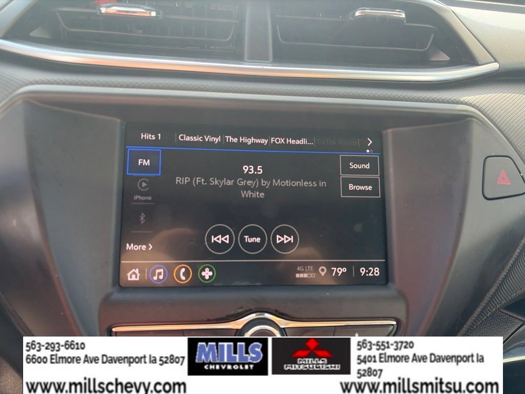 Used 2023 Chevrolet TrailBlazer LT FWD image 14