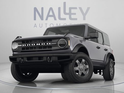 Used 2023 Ford Bronco Black Diamond AWD/4WD image 3