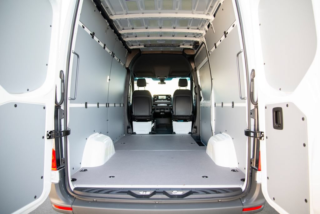 New 2026 Mercedes-Benz Sprinter 2500 image 18