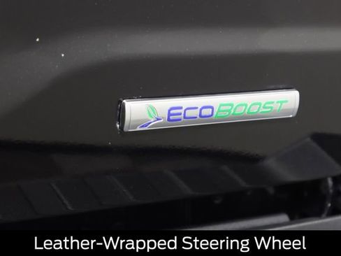 Certified 2022 Ford F150 XLT w/ Equipment Group 302A High image 35