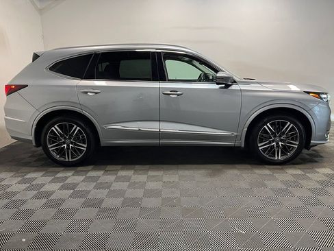 Certified 2025 Acura MDX SH-AWD w/ Advance Package image 4