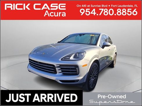 Used 2020 Porsche Cayenne w/ Premium Package image 1