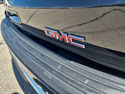 Certified 2025 GMC Yukon XL Denali w/ Sun & Power Step Package AWD/4WD image 32