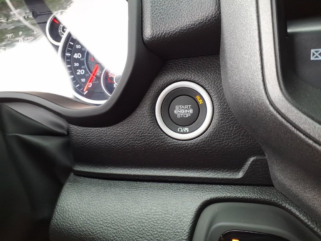 New 2026 RAM 1500 Tradesman AWD/4WD image 18