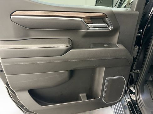 Used 2023 Chevrolet Silverado 1500 LT AWD/4WD image 27