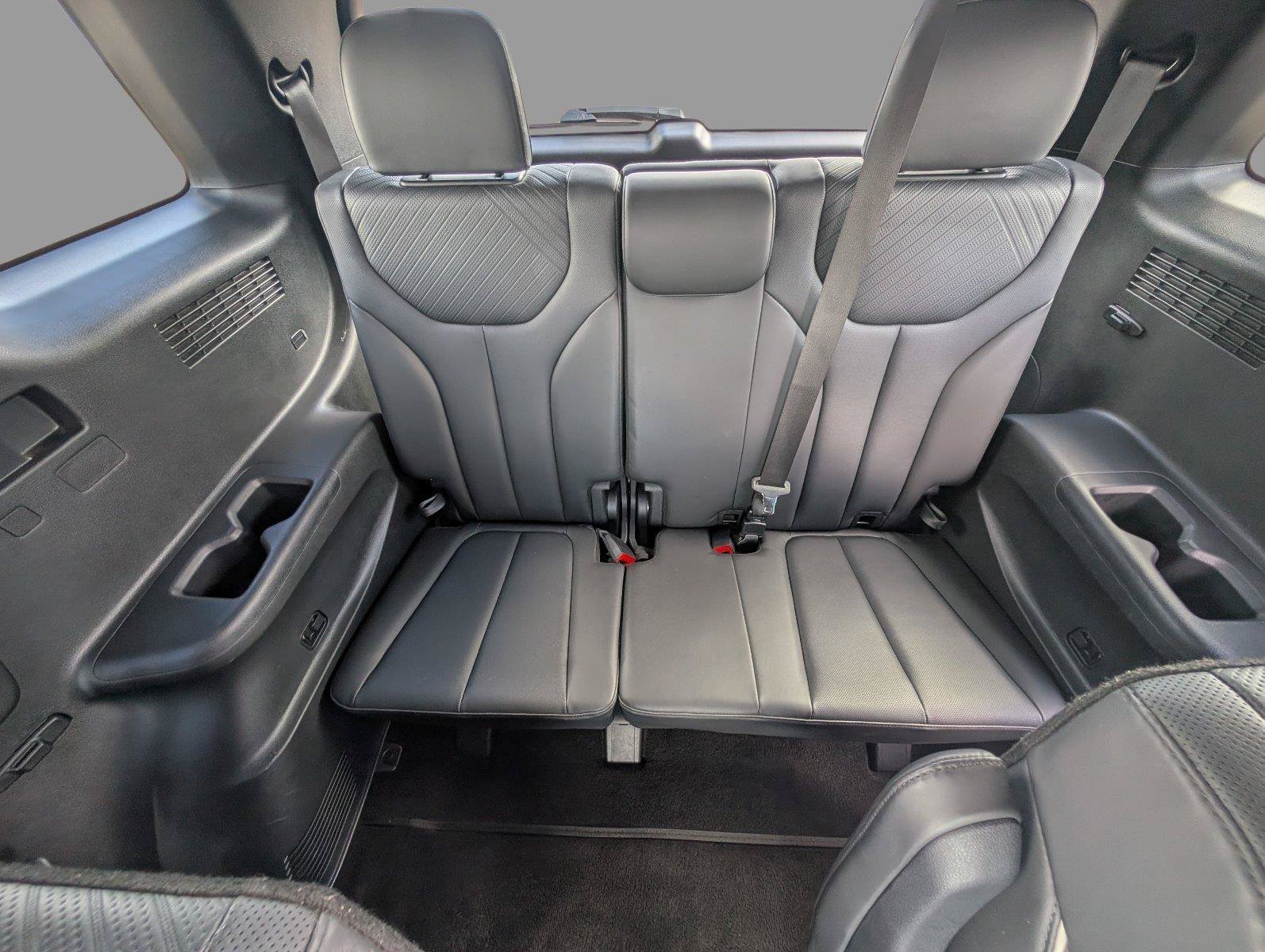 Used 2024 Hyundai Palisade SEL FWD image 36