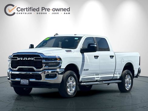Used 2026 RAM 2500 Big Horn AWD/4WD image 8