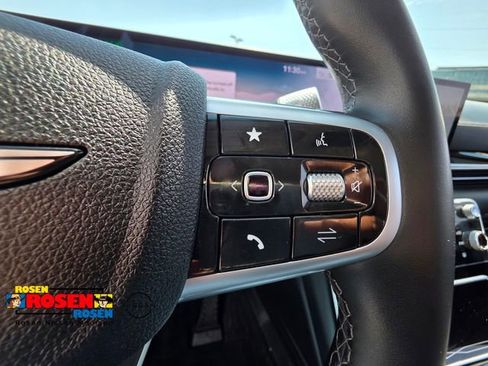 Used 2025 Genesis GV80 2.5T Standard AWD/4WD image 17