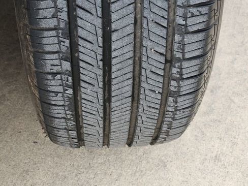 Used 2022 Dodge Durango SXT image 11