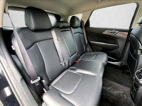 Used 2024 Kia Sportage EX FWD image 29