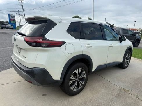 Used 2021 Nissan Rogue SV AWD/4WD image 12