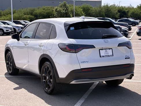 Certified 2024 Honda HR-V Sport image 12