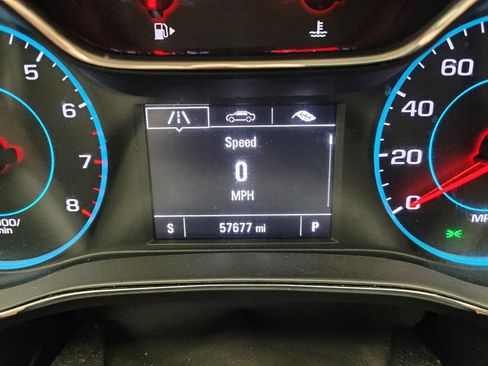 Used 2017 Chevrolet Cruze LT FWD image 23
